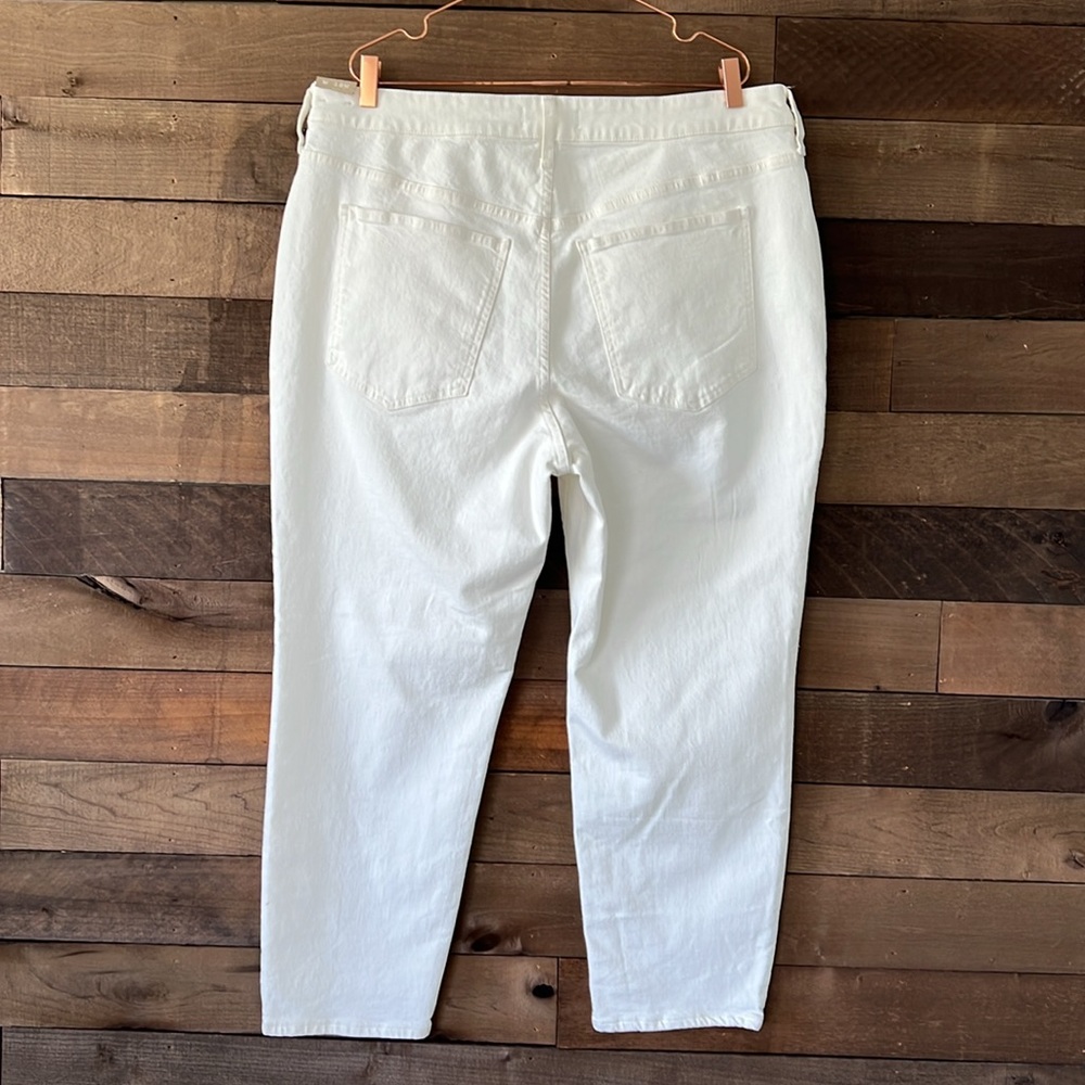 NWT Madewell Women's The Plus Curvy Perfect Vintage Jean in Tile White - Picture 5 of 10